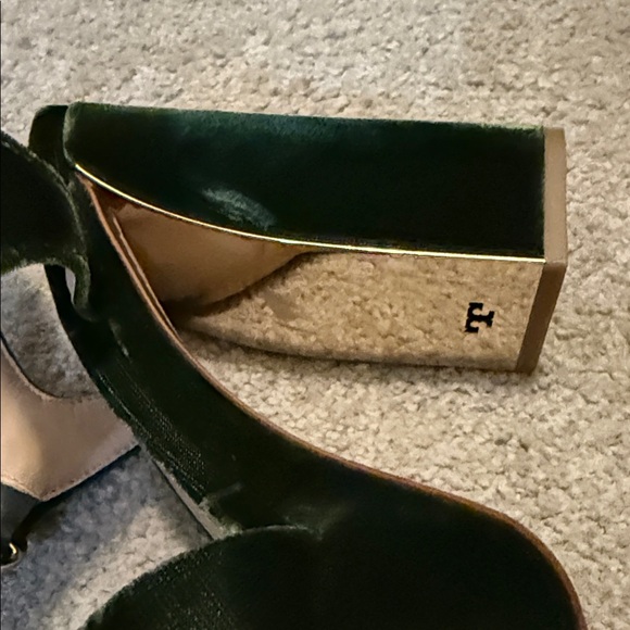 Tory Burch Green Velvet Heeled Sandals - Picture 13 of 13